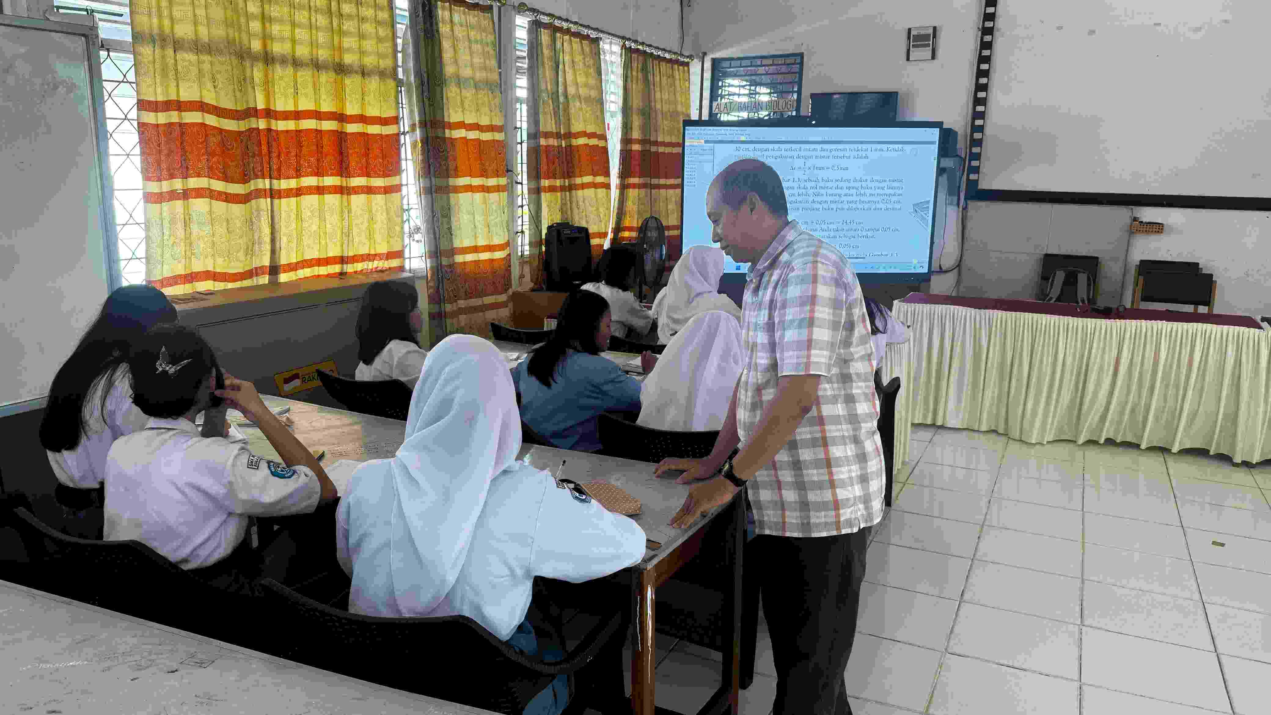 Siswa dan Guru Sambut Positif Digitalisasi Pembelajaran di Kalteng