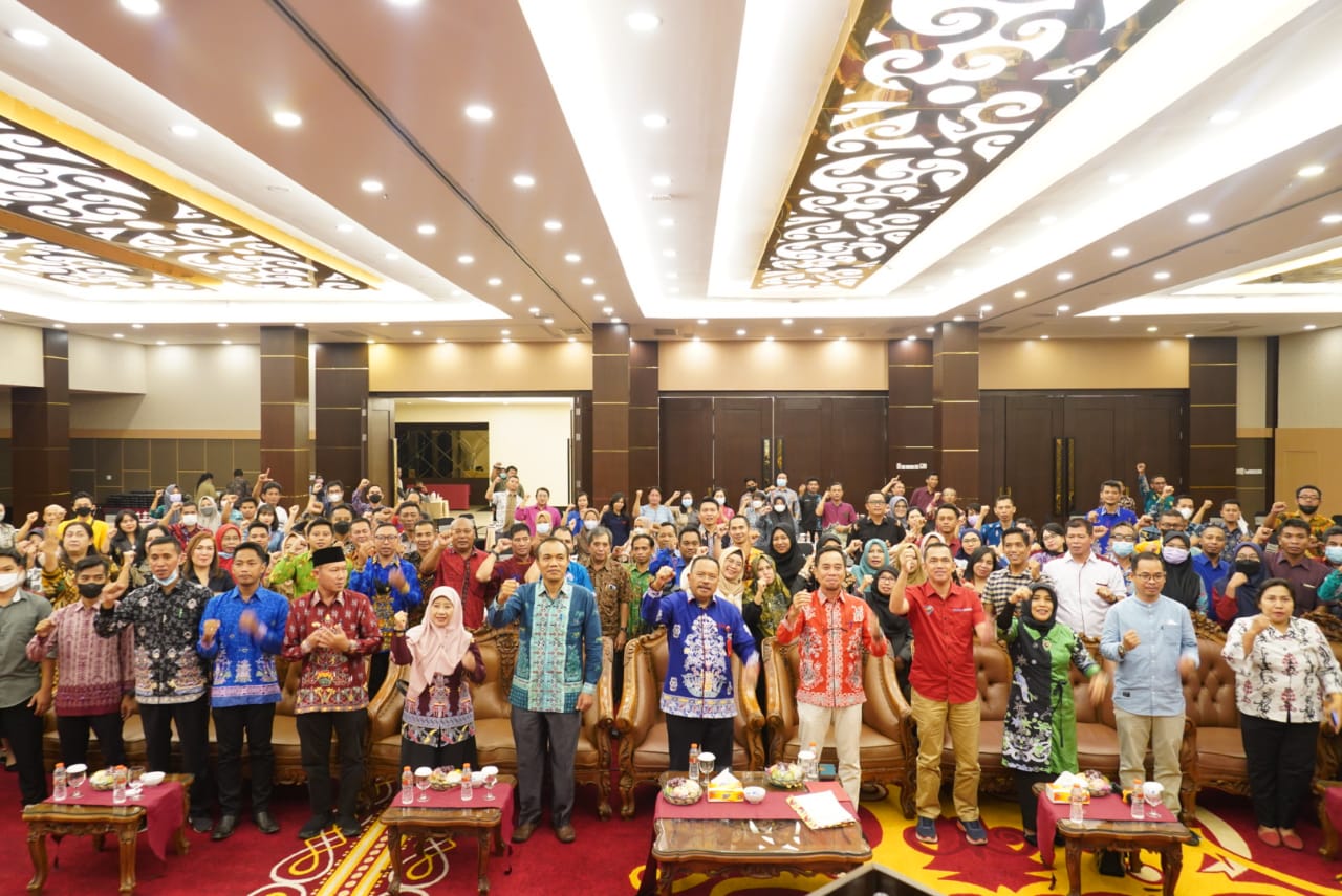 Buka Rakor, Sekda Nuryakin Ajak Aparatur Sipil Negara Implementasikan Core Values ASN BerAKHLAK  