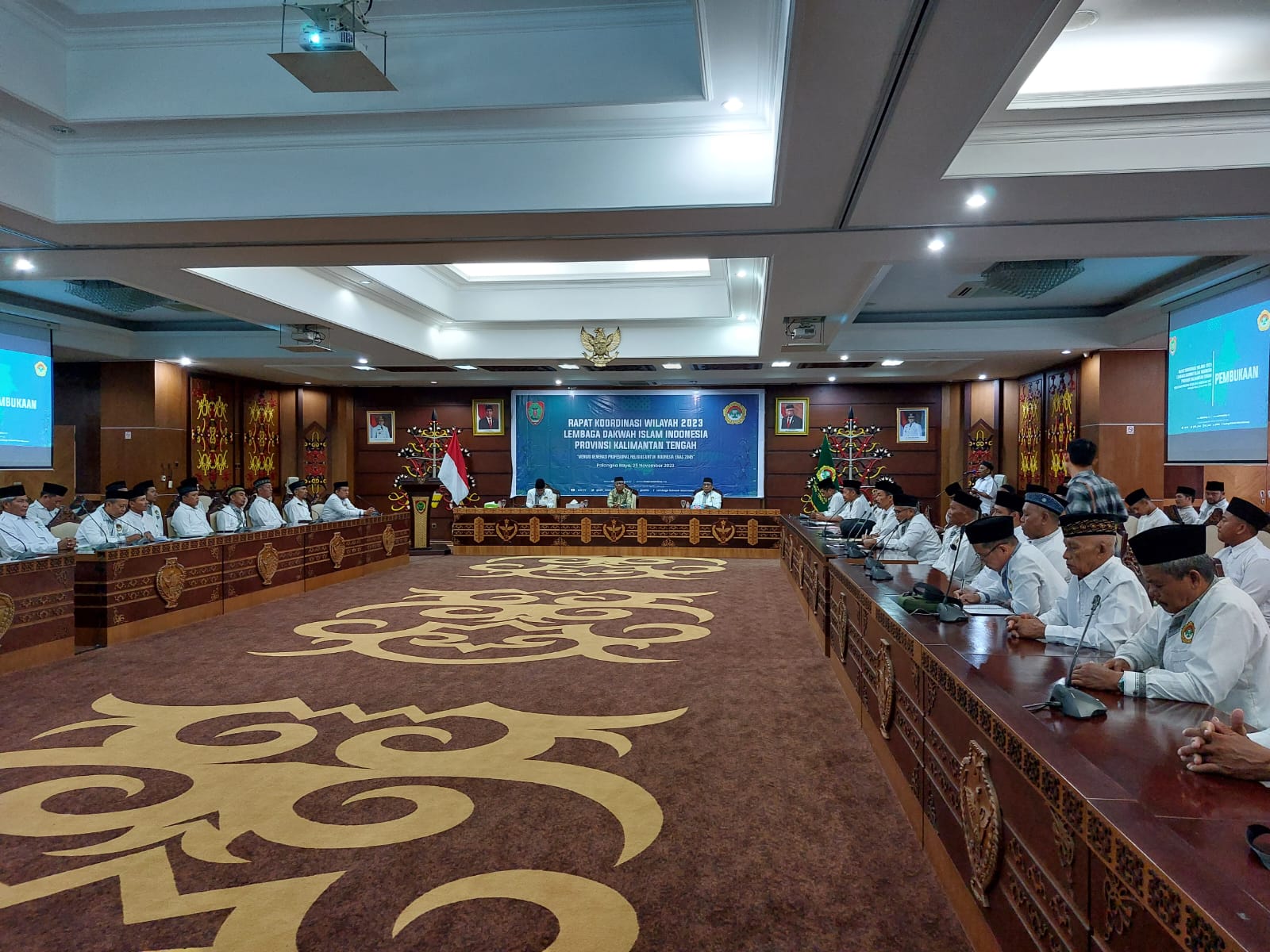 Kaban Kesbangpol Prov. Kalteng Sampaikan Materi pada Rakorwil LDII Kalteng Tahun 2023