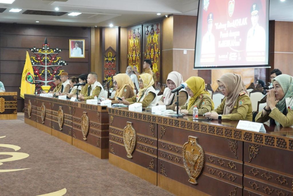 Jelang Pelaksanaan Pilkada Serentak Tahun 2024, Plt Sekda Pimpin Rapat Kesiapan Desk Pilkada Prov. Kalteng