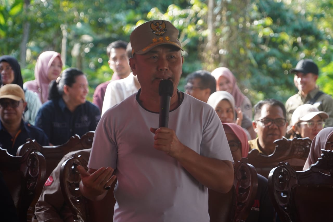 Ribuan Masyarakat Pulang Pisau Antusias Serbu Pasar Penyeimbang