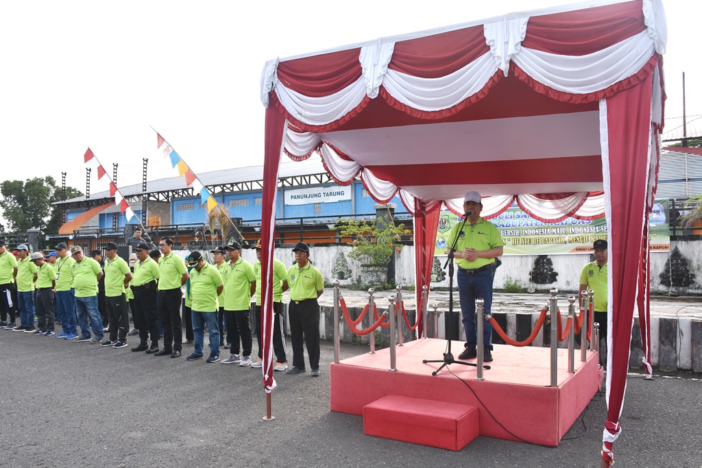 Ben Ajak Masyarakat Kapuas Selalu Jaga Kebersihan