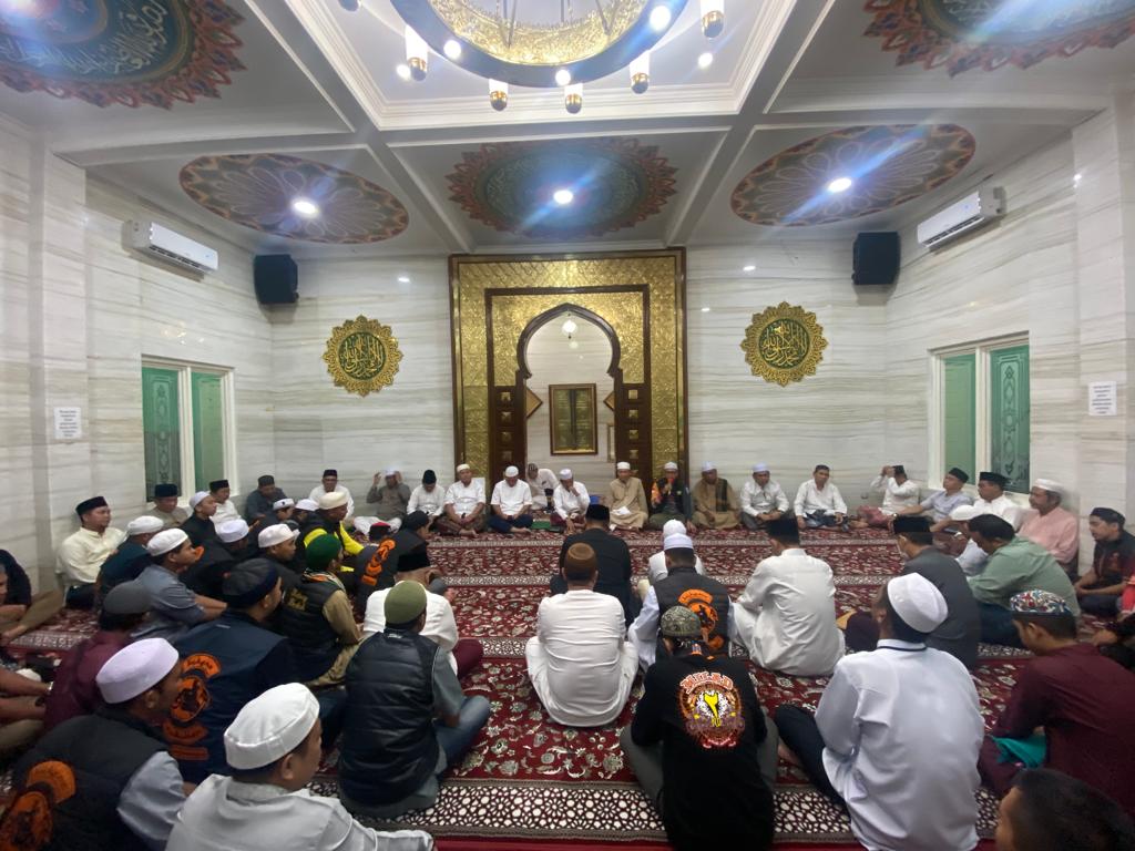 Gubernur Kalteng Bersama ASN Beragama Islam dan Bikers Shubuhan Salat Subuh Berjamaah di Musholla Asy-Syifa IMM
