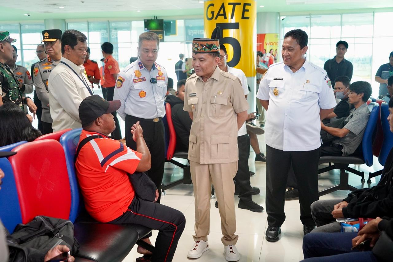 Pastikan Kelancaran Arus Mudik Jelang Lebaran, Gubernur Agustiar Sabran Sidak ke Bandara Tjilik Riwut Palangka Raya