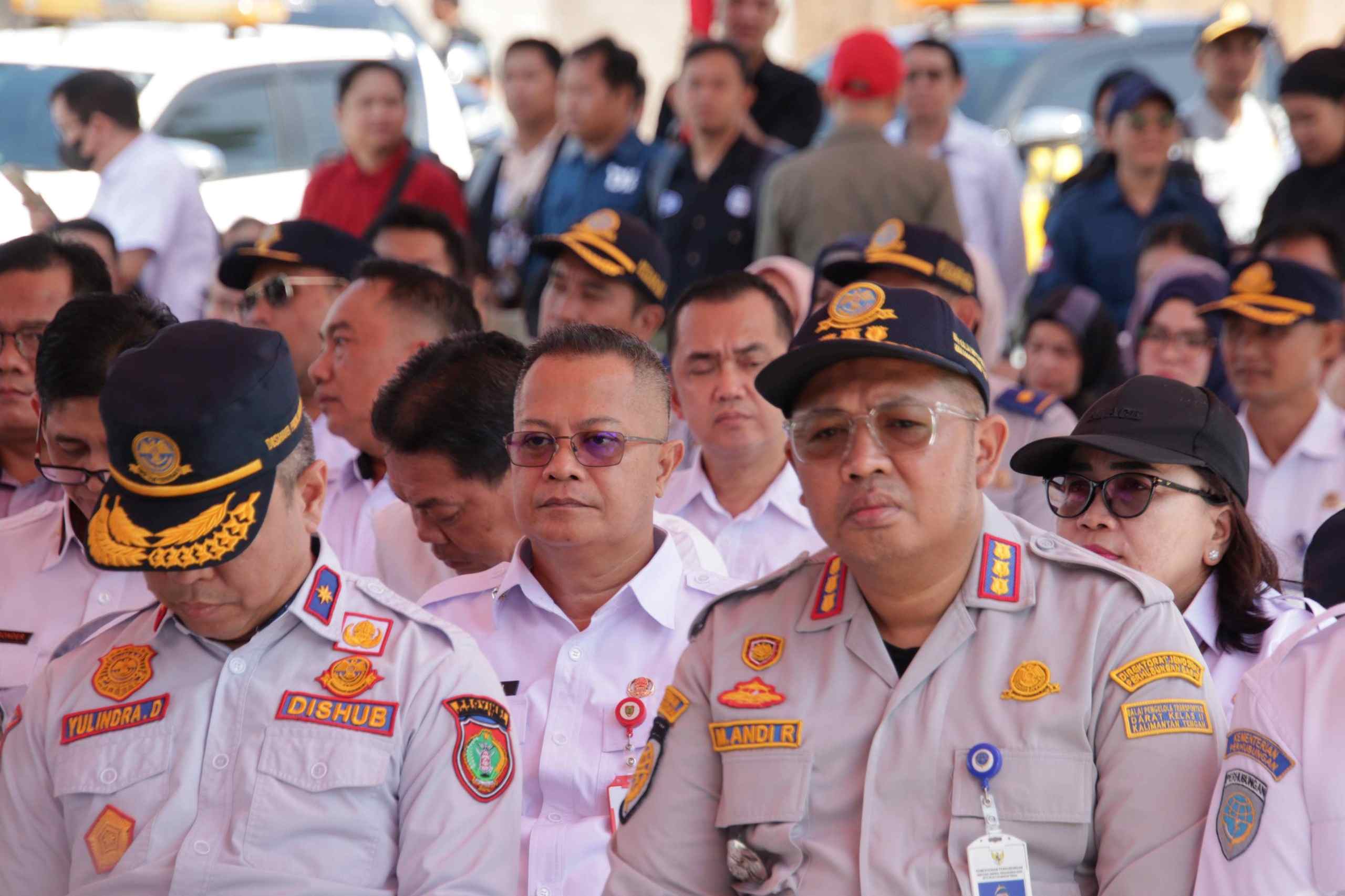 Doakan Perjalanan Mudik Lancar dan Aman, Kadis PMD Prov. Kalteng Turut Hadiri Pelepasan Angkutan Mudik Gratis Idulfitri 1446 H / 2025 M