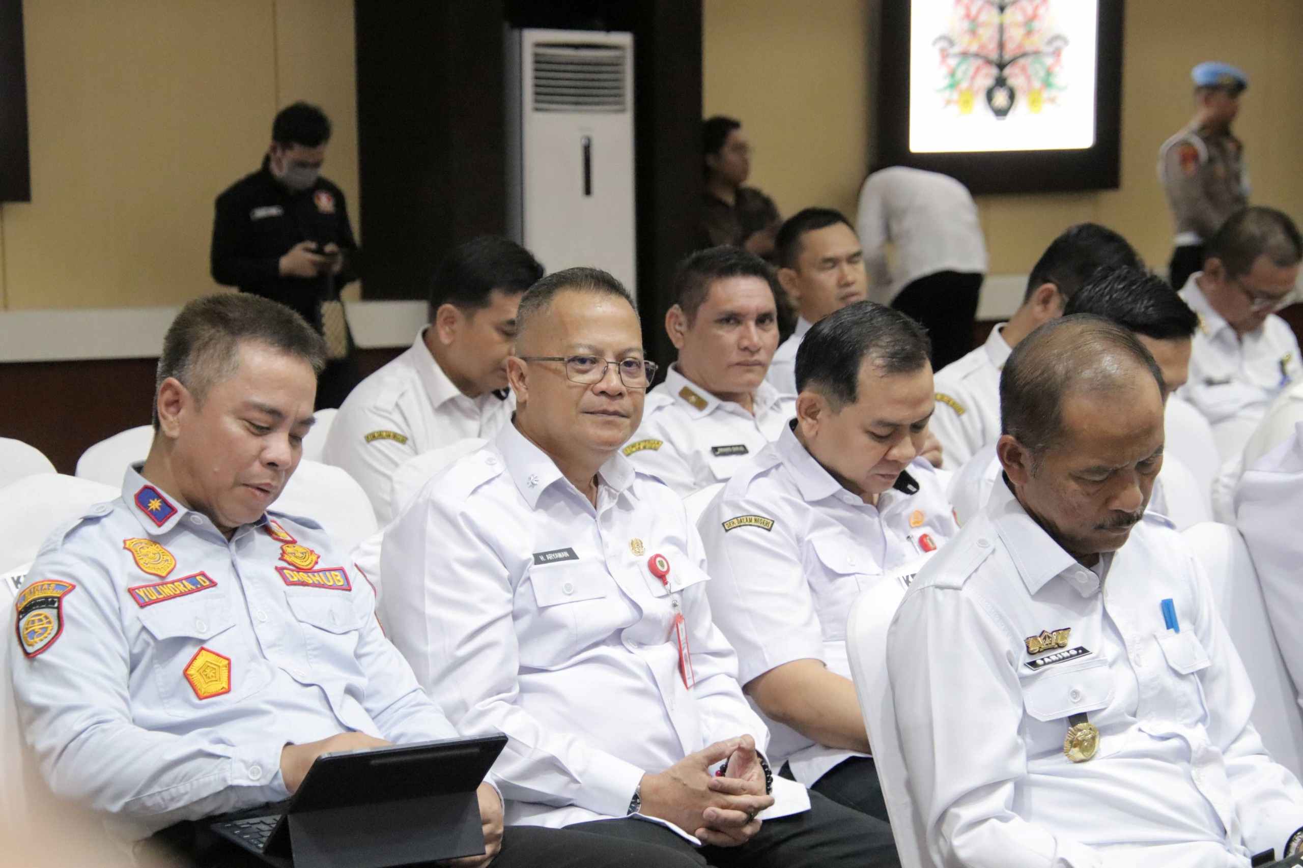 Kadis PMD Prov. Kalteng Hadiri Rakor Pemerintah Daerah dan Forkopimda Jelang Hari Raya Idul Fitri 1446 H / 2025 M