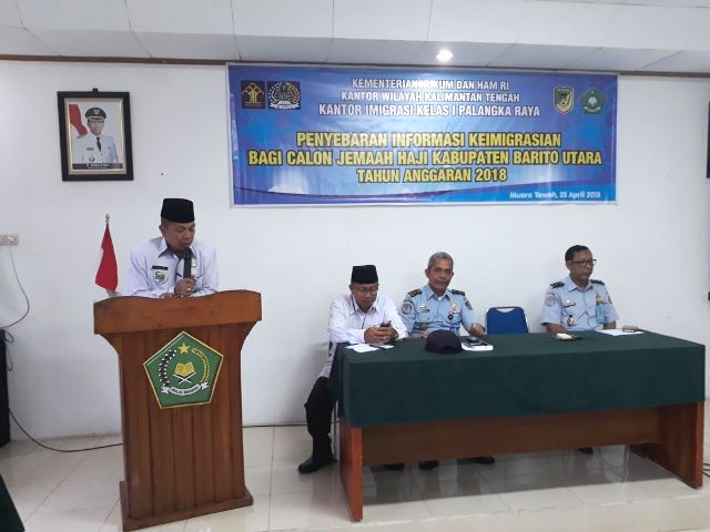 Calon Jemaah Haji Kabupaten Barito Utara Diberikan Penyuluhan Tentang Informasi Keimigrasian