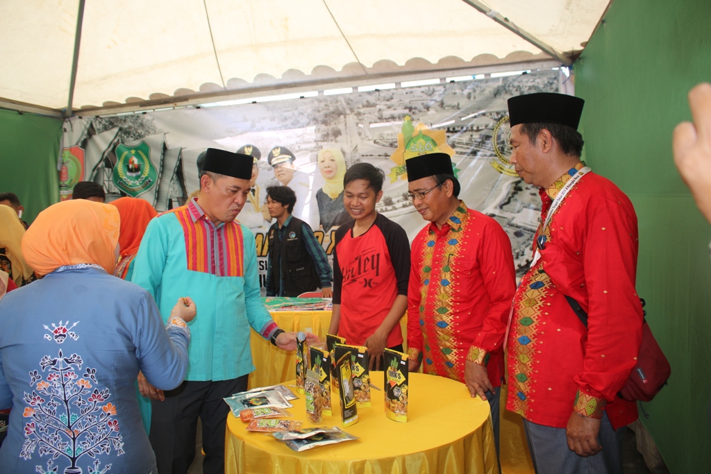 Mobil Hias STQ Asal Kapuas Mampu Pukau Penonton