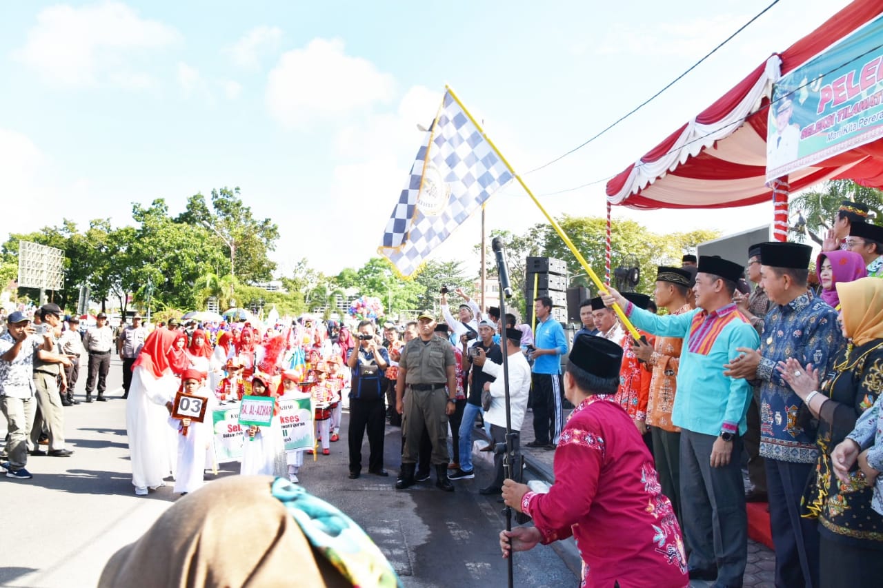 Pawai Taaruf STQ ke-XXII dilepas dan diberangkatkan di Bundaran Besar