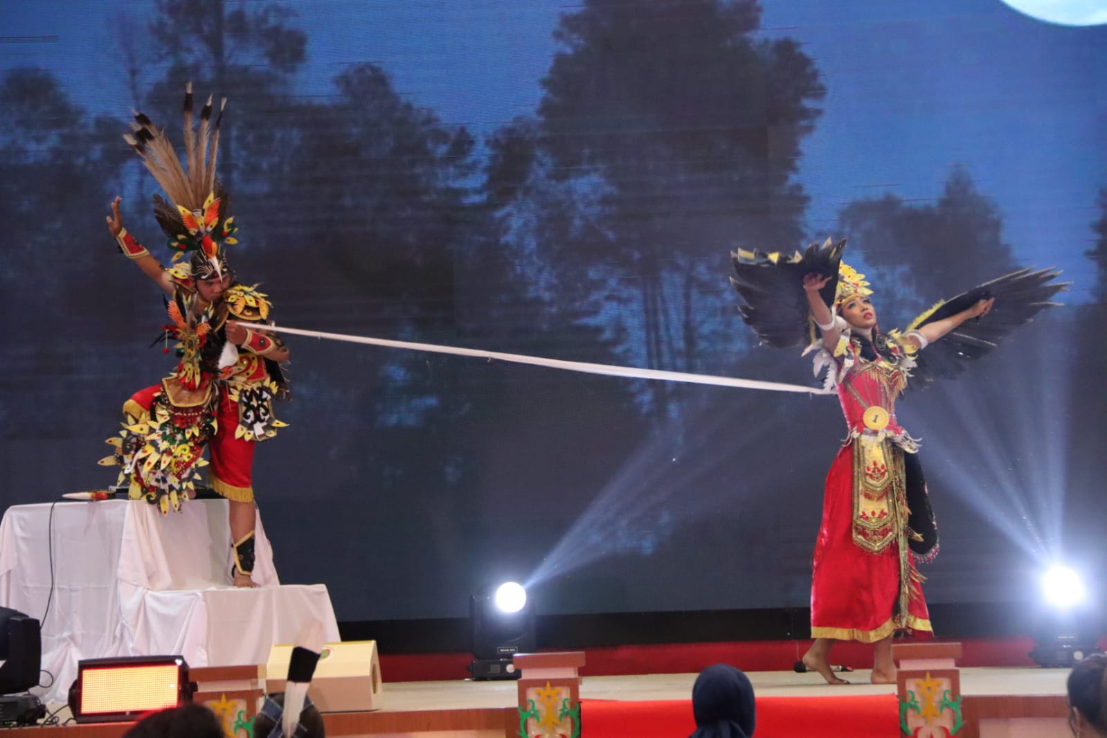 Finalis Jagau dan Bawi Nyai Pariwisata Kalteng 2023 Ikuti Sesi Unjuk Bakat