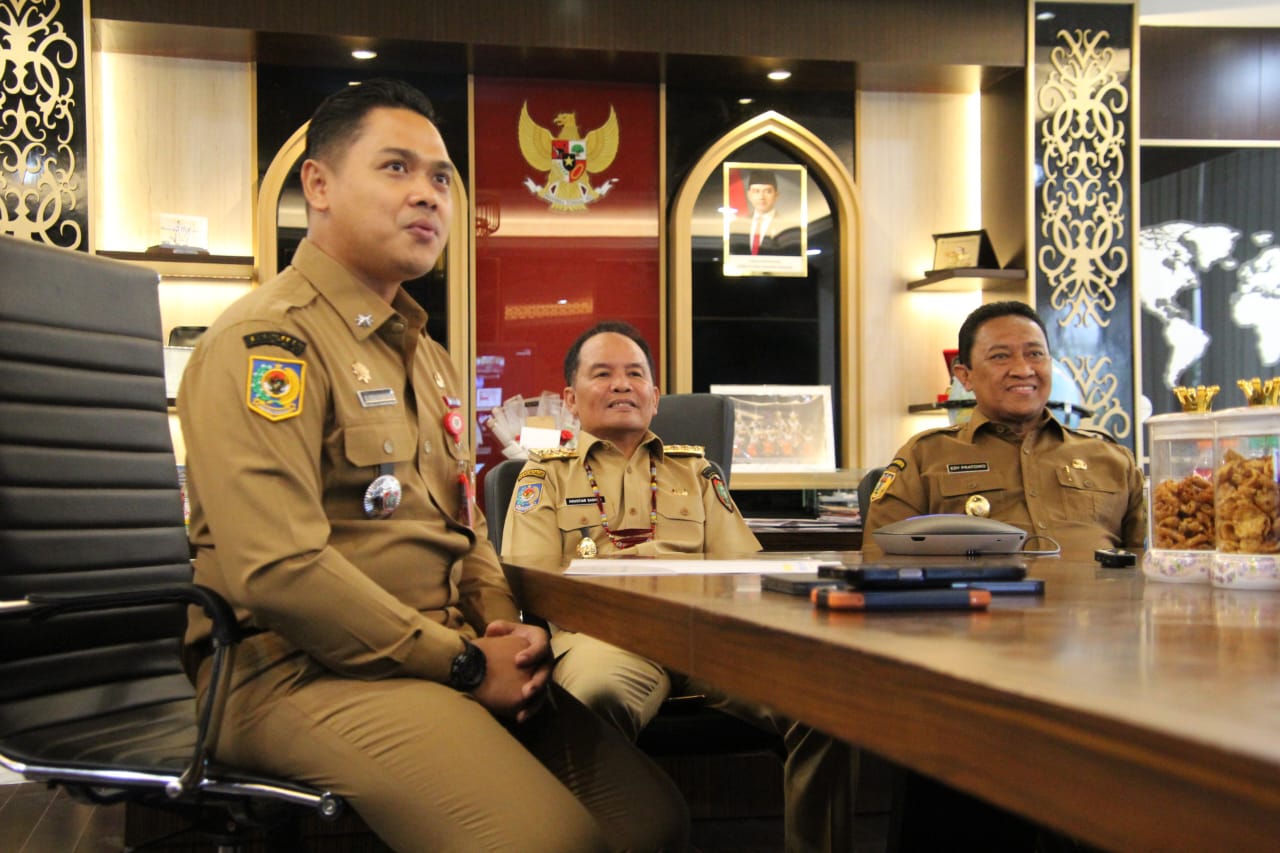 Gubernur Mengajar: Momentum Bersejarah Edukasi, Inspirasi, dan Dialog Interaktif Bersama 97 Ribu Siswa SMA Kalteng