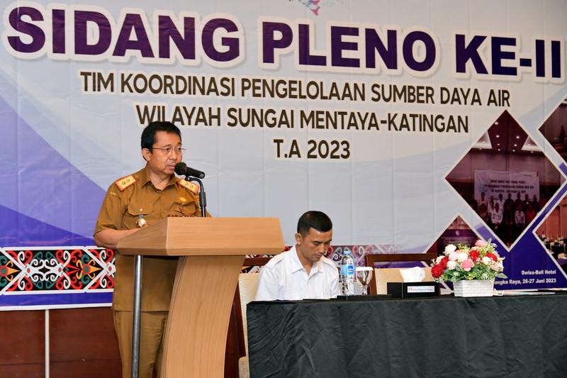 Kepala Bappedalitbang Prov. Kalteng Buka Sidang Pleno Ke-II TKPSDA Wilayah Sungai Mentaya-Katingan T.A 2023