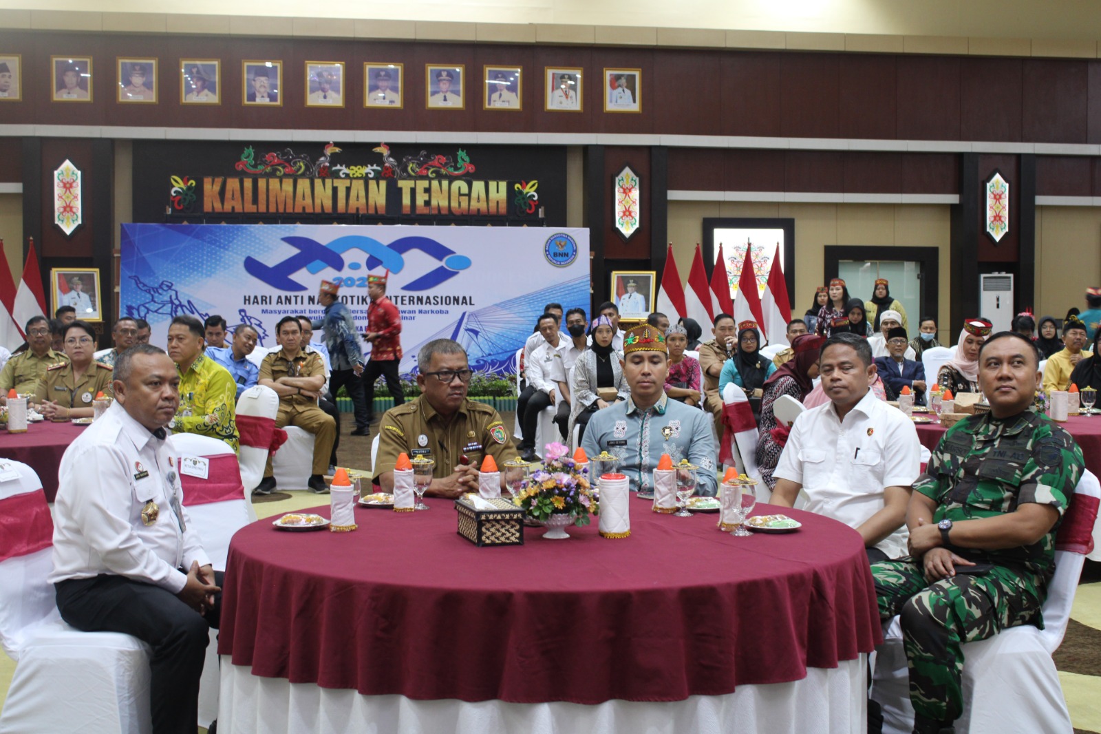 Kepala Badan Kesbangpol Terima Penghargaan dari BNN Prov. Kalteng