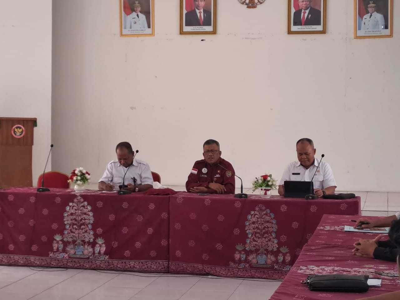 Kesbangpol Prov. Kalteng Gelar Rapat Tim Penilai dan Evaluasi Permohonan Usulan Kenaikan Besaran Bantuan Keuangan untuk Parpol