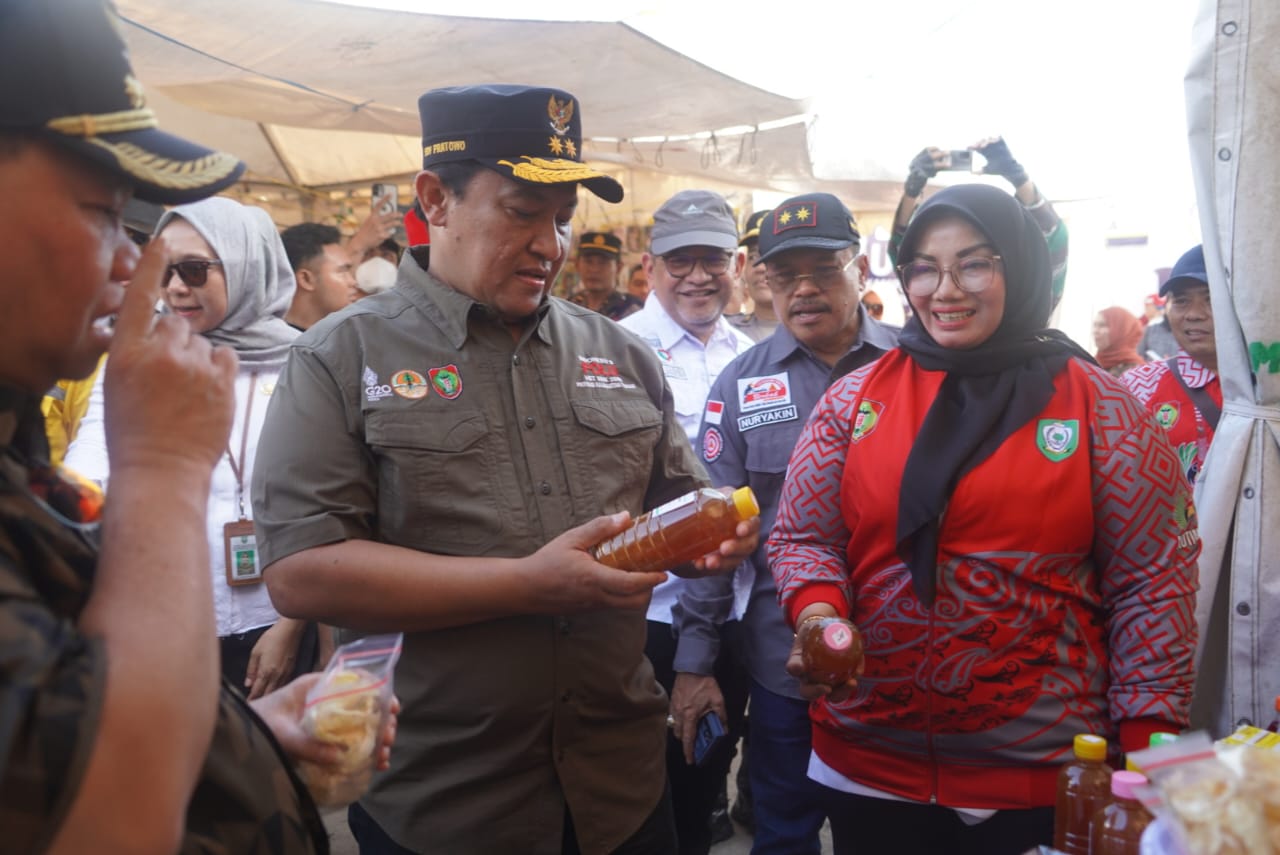 Dukung PORPROV 2023, Pemprov. Kalteng Gelar Pasar Penyeimbang dan Bazar UMKM di Kota Sampit