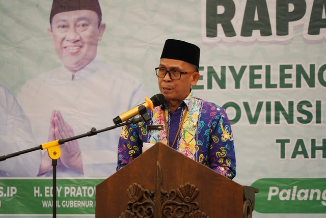 Plh. Asisten Pemkesra Maskur Buka Rapat Evaluasi Penyelenggaraan Ibadah Haji Tahun 1446 H/ 2024 M
