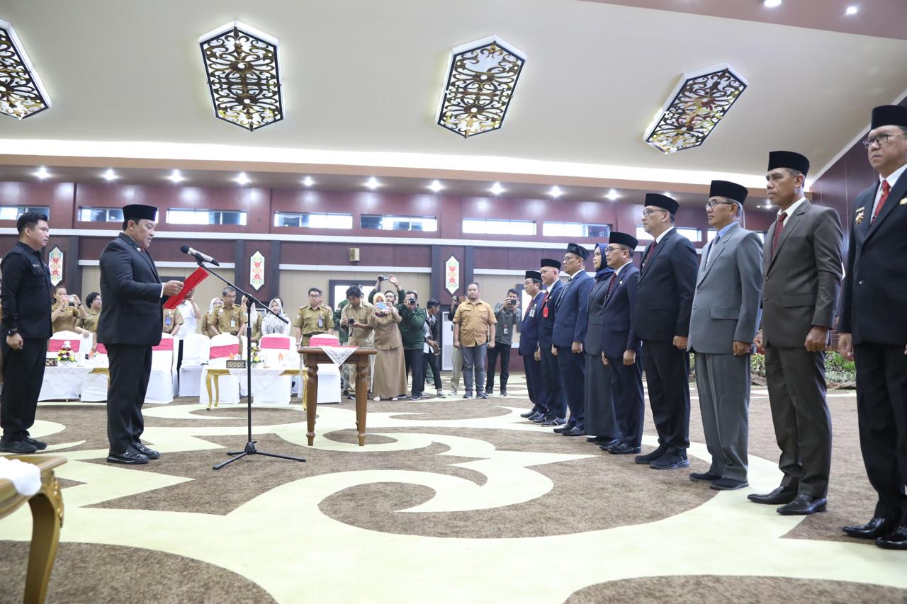 Wagub Edy Pratowo Kukuhkan Pengurus Komisariat Wilayah FORSESDASI Kalteng Periode 2024-2027