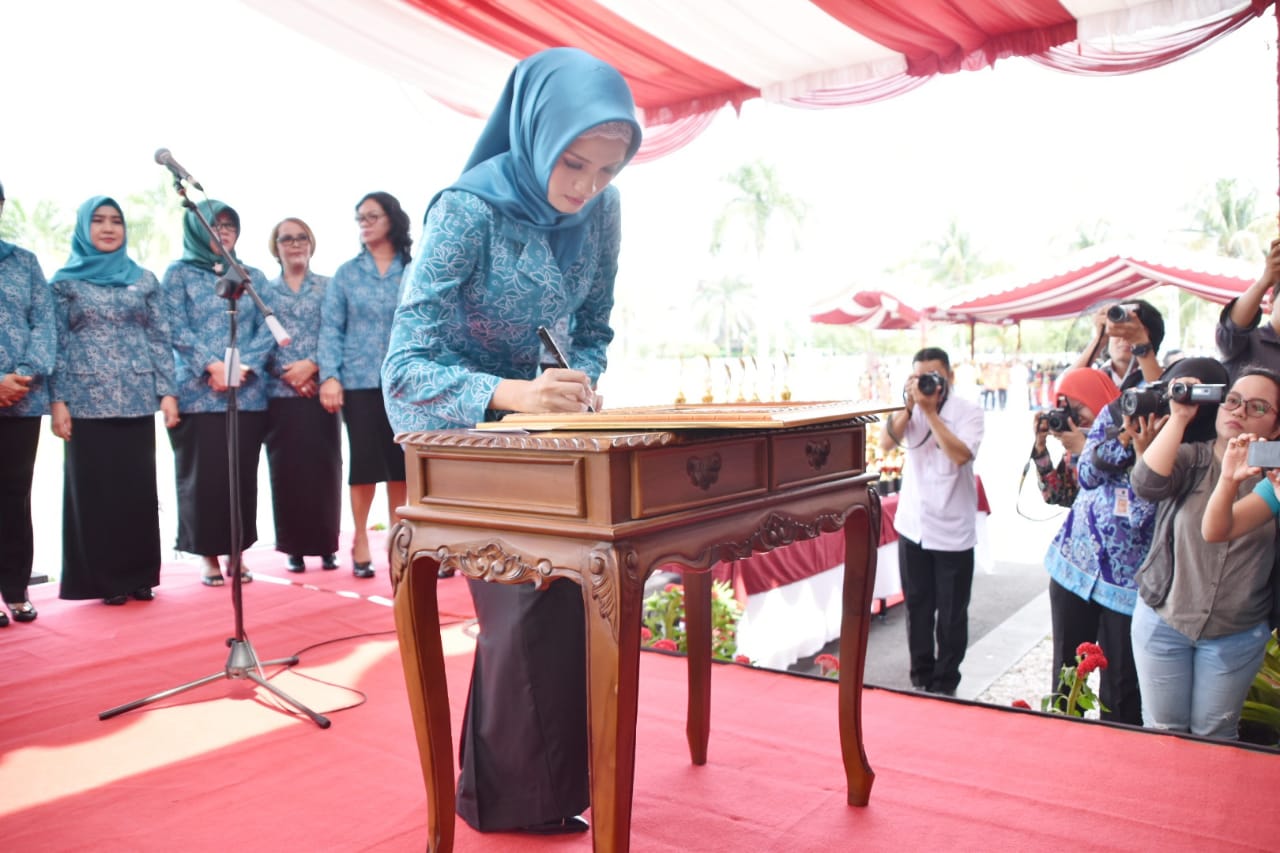 Membangun Keluarga Sejahtera Melalui Jambore Kader PKK Kalteng 2018 