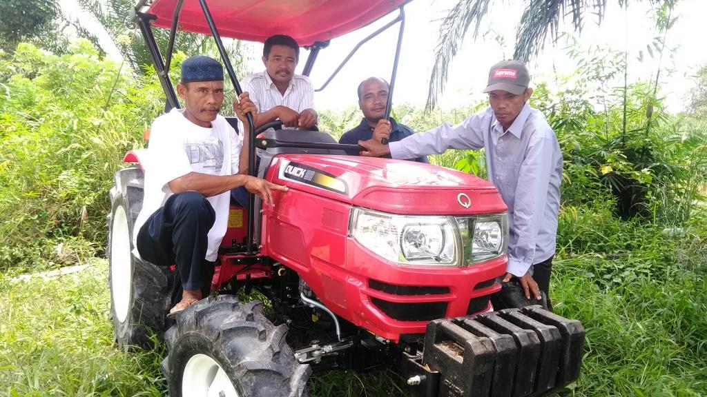 UPJA Sungai Melawen Ikuti Pelatihan Operator Traktor Roda 4