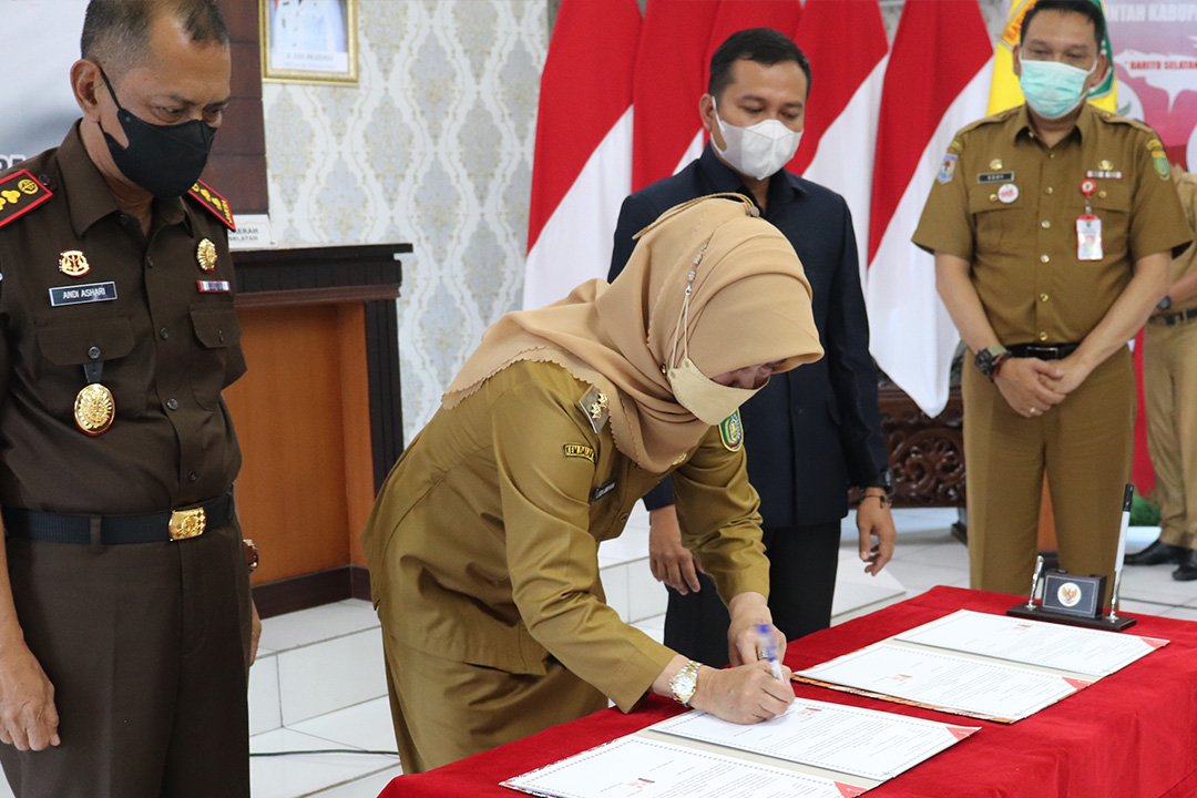 Pemkab Barito Selatan Teken MoU dengan PDAM Tirta Barito dan Kejaksaan Negeri Barito Selatan