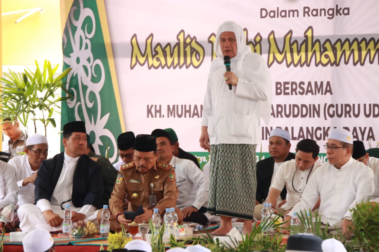 Sekda Nuryakin Hadiri Peringatan Maulid Nabi Muhammad S.A.W Tahun 1445 H Bersama KH. M. Zhofaruddin