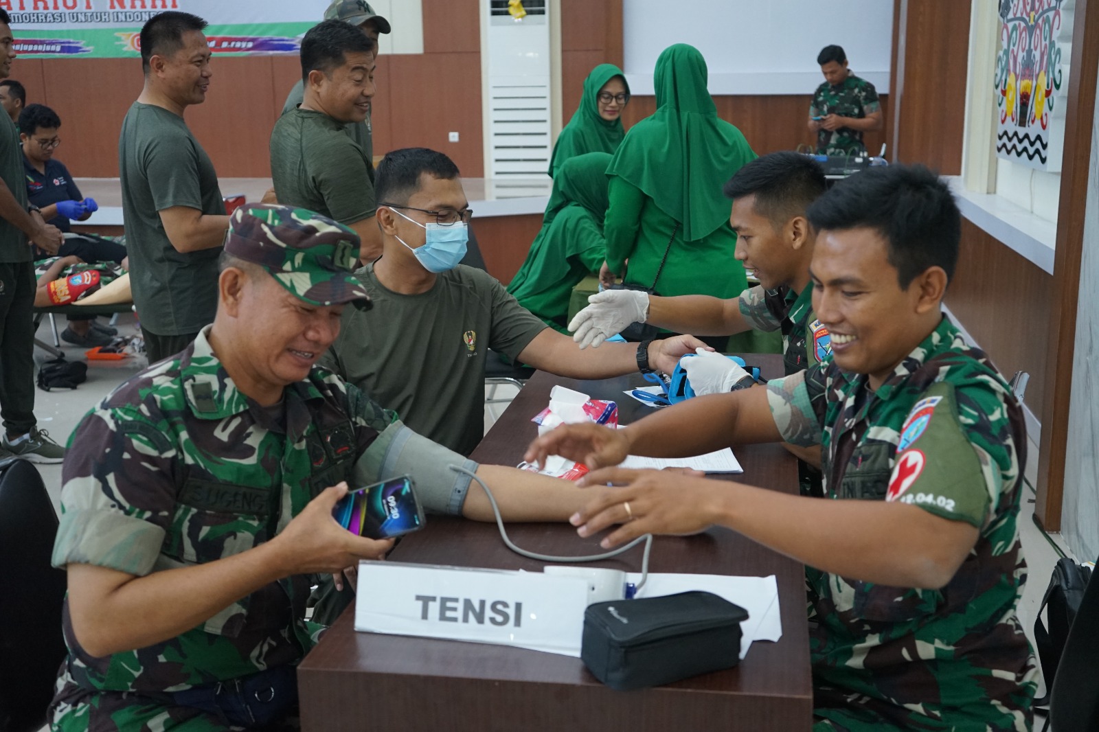 Korem 102/Pjg Gelar Bakti Sosial Dalam Rangka HUT TNI Ke-78 Tahun 2023