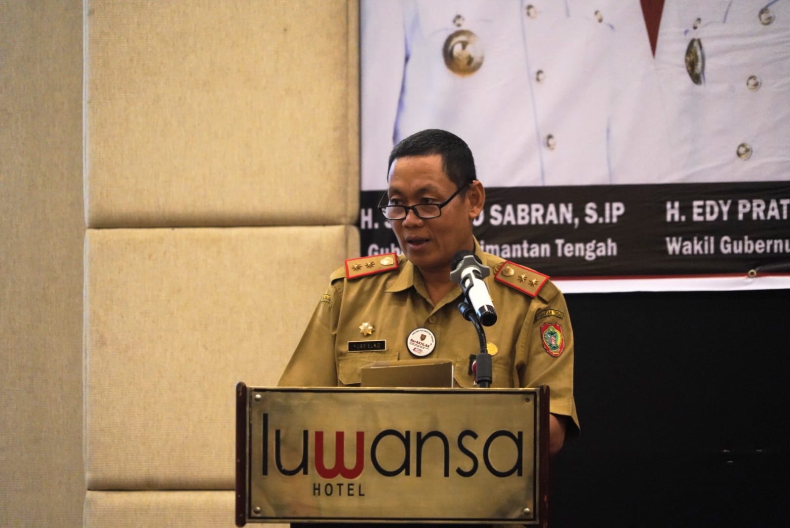 Sahli Ekbang Yuas Elko Buka Forum Komunikasi Penempatan Tenaga Kerja Dalam Negeri Tahun 2023