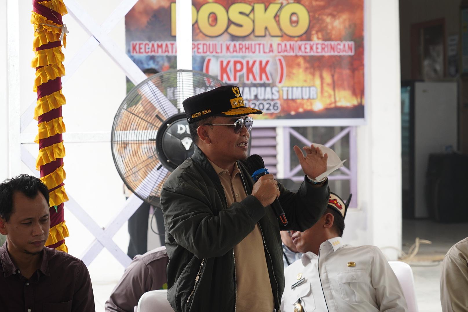 Gubernur Agustiar Sabran Salurkan Ribuan Bantuan dan 50 Ribu Liter Air Bersih untuk Warga Kapuas