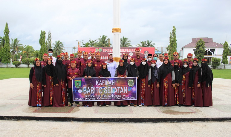 Pj. Bupati Bupati Barito Selatan Lisda Arriyana Lepas Kafilah Kab. Barsel Ikuti Festival Seni Qasidah IX Tingkat Prov. Kalteng