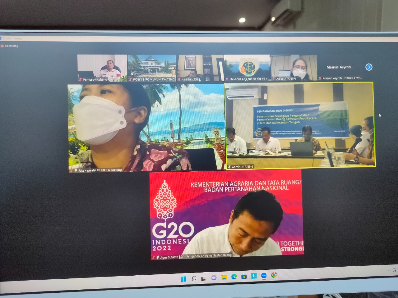 Sahli Gubernur Bidang Ekonomi Keuangan dan Pembangunan Yuas Elko Ikuti FGD II secara virtual dalam rangka Pengendalian Pemanfaatan Ruang Kawasan Food Estate di Kalteng 
