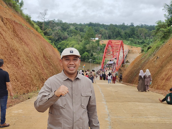 Hadiri Peresmian Jembatan Tumbang Manjul, Kadisbun Prov. Kalteng Harapkan Aksesibiltitas Masyarakat Lebih lancar