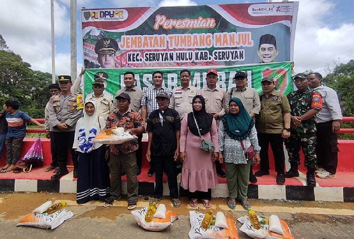 Hadiri Peresmian Jembatan Tumbang Manjul, Kadisbun Prov. Kalteng Harapkan Aksesibiltitas Masyarakat Lebih lancar