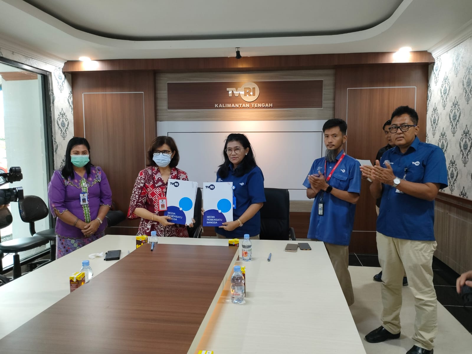 Dinas P3APPKB Prov. Kalteng Lakukan Penandatanganan Nota Kesepahaman dengan TVRI Kalteng