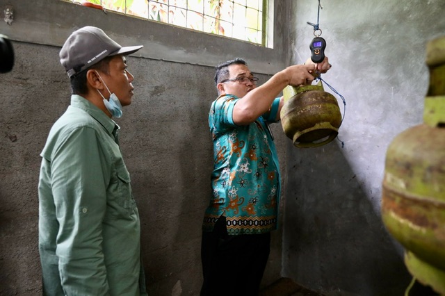 Sahli Gubernur Yuas Elko dan TPID Kalteng Lakukan Pemantauan Harga Pangan Menjelang Hari Raya Idul Fitri 1446 H/  2025 M
