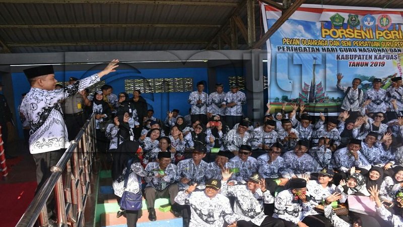 Berkat Kebijakan dan Perjuangan Bupati, Hak Tenaga Pendidik Tetap Diberikan