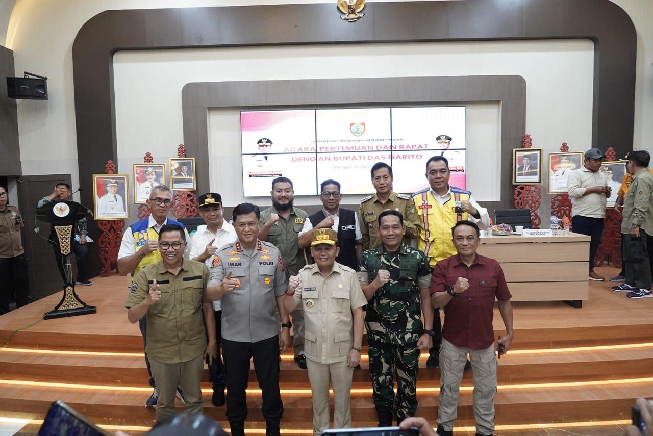 Gubernur Agustiar Sabran Pimpin Pertemuan Sekaligus Rapat dengan Bupati se-DAS Barito