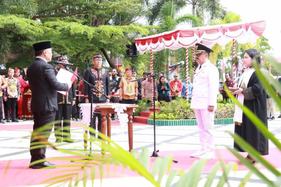 Gubernur Sugianto Sabran Pimpin Upacara Harjad ke-67 Provinsi Kalteng