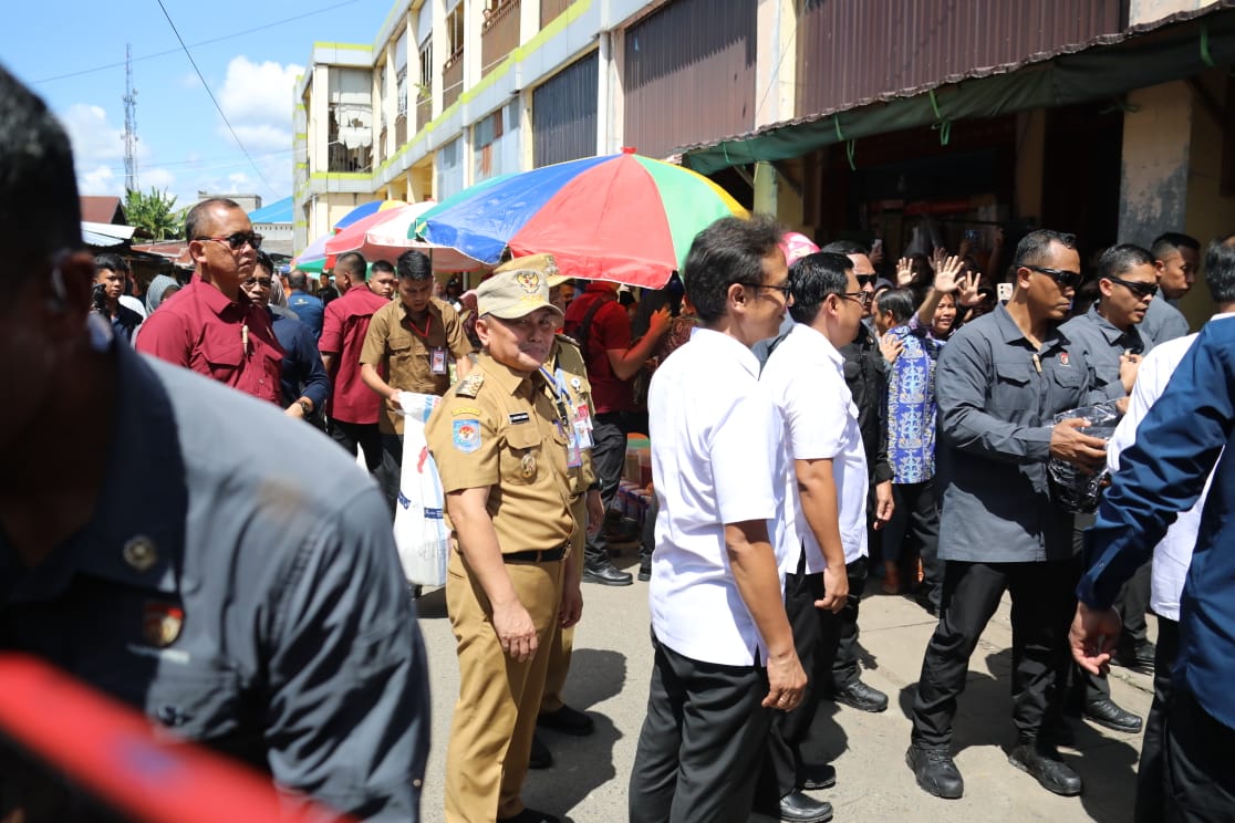 Hari Kedua, Gubernur Kalteng Kembali Dampingi Presiden Joko Widodo Meninjau Kabupaten Barito Selatan