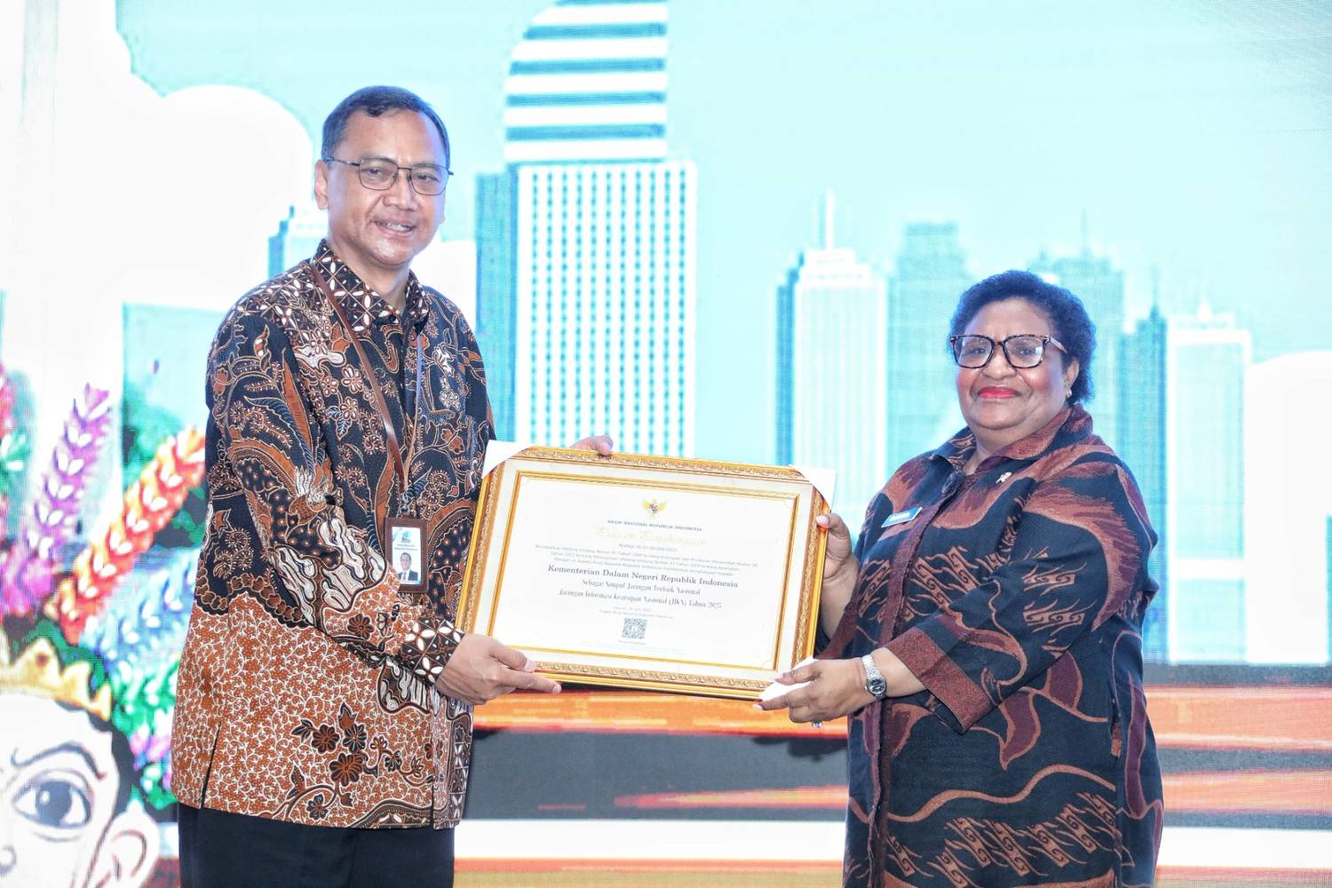 Wamendagri Ribka Haluk : Pemda Perlu Tingkatkan Tata Kelola Arsip