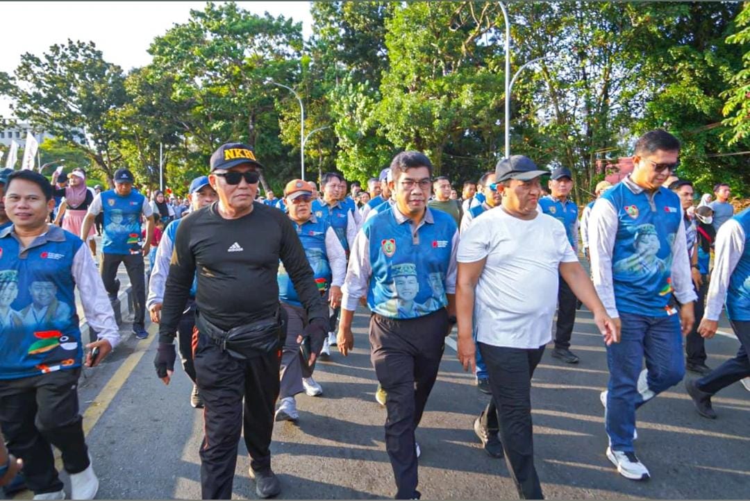 Wagub Kalteng Lepas Jalan Sehat, Tandai Dimulainya Gubernur Cup 2025