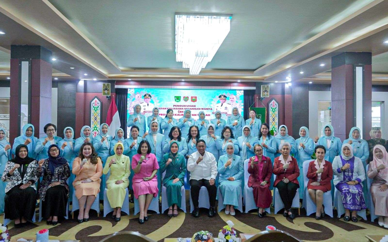 Wagub Edy Pratowo Kukuhkan BKOW Kalteng 2025–2030, Tegaskan Peran Strategis Perempuan dalam Pembangunan