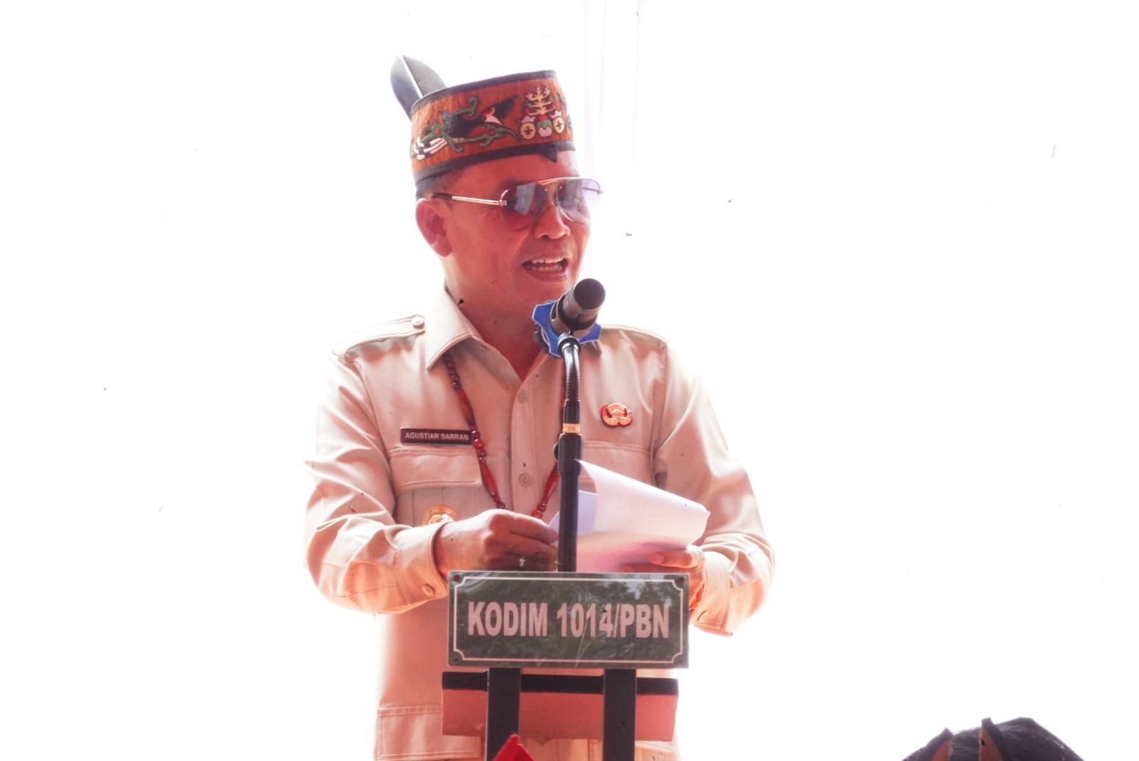 Gubernur Agustiar Sabran Salurkan 250 Paket Sembako melalui Pasar Murah di Sukamara   