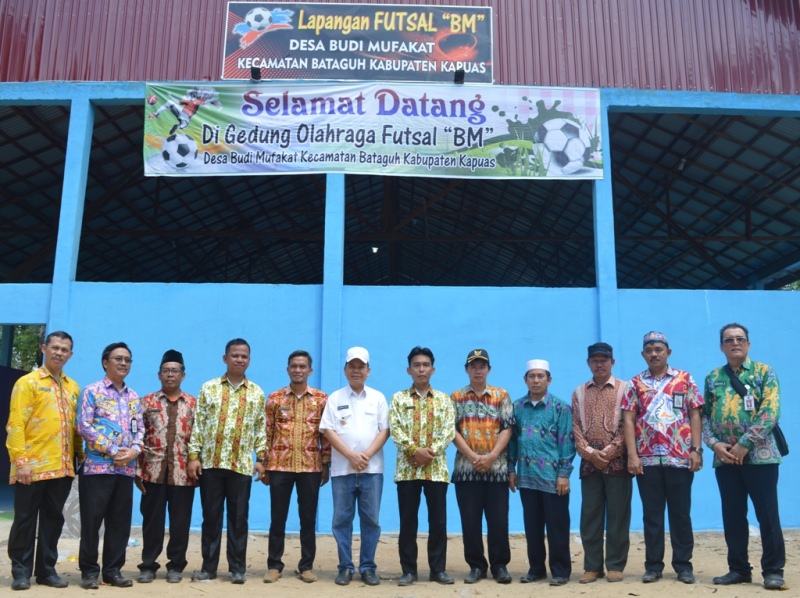 Bupati Resmikan Gor Di Bataguh