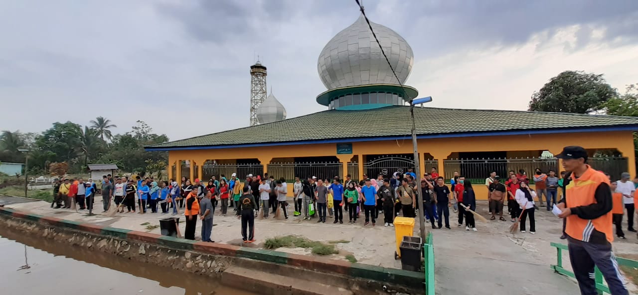 Kegiatan Jumat Bersih Kian Digiatkan