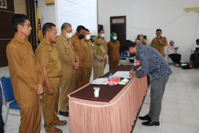 Dinsos Kobar Gelar Forum Konsultasi Publik Standar Pelayanan Tahun 2022