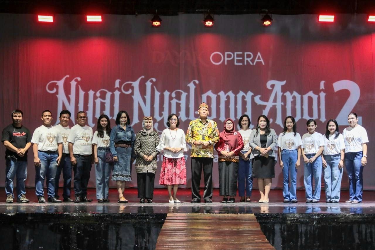Mewakili Gubernur Kalteng, Yuas Elko Sampaikan Apresiasi pada Pementasan Dayak Opera Nyai Nyalong Apoi 2