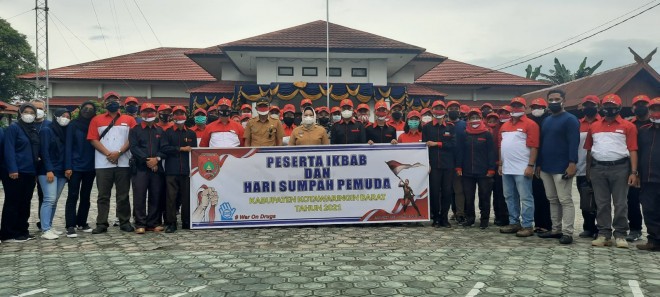 Bupati Hj Nurhidayah Lepas Kontingen IKBAB dan Peringatan HSP Kobar ke Kabupaten Seruyan