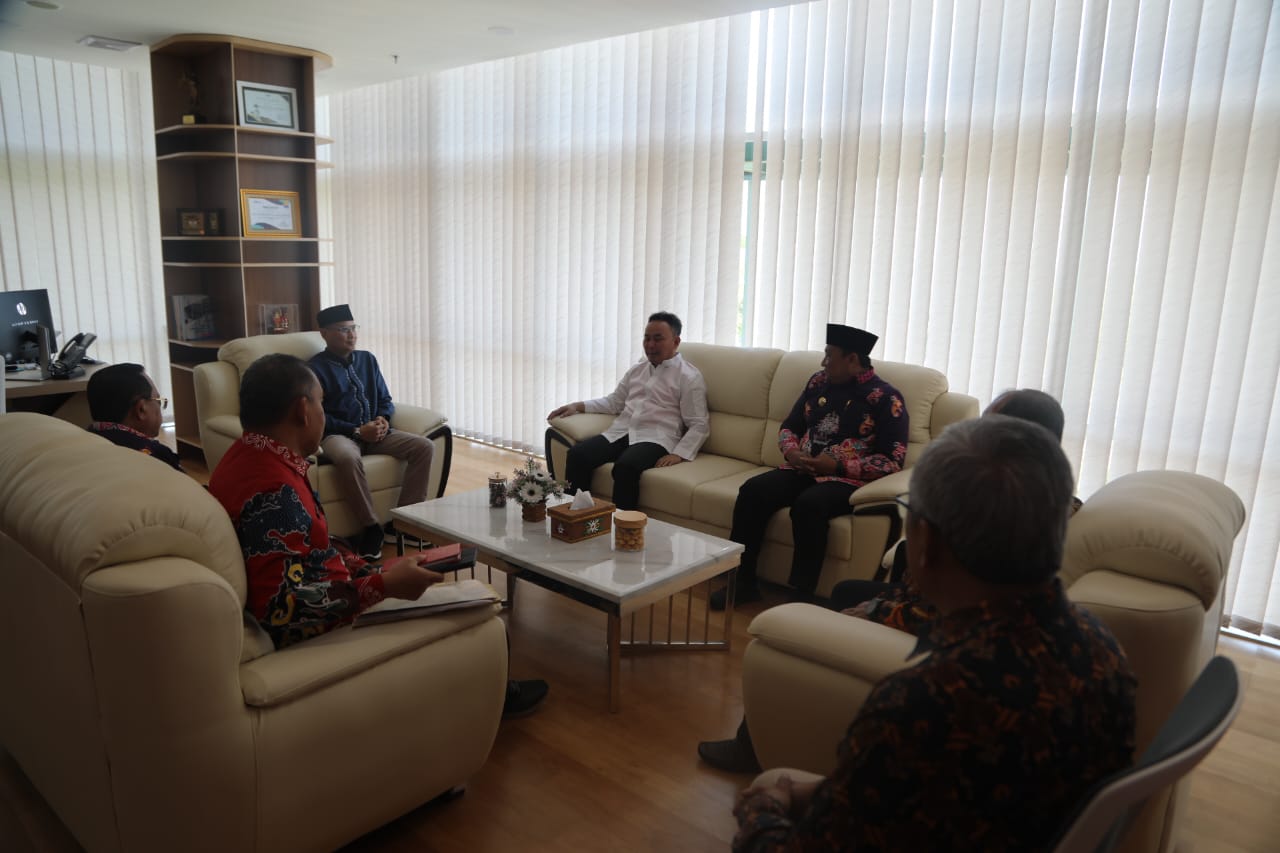 Tekankan Efisiensi Anggaran, Gubernur Sugianto Sabran Kunjungi Kantor Perwakilan BPKP Kalteng