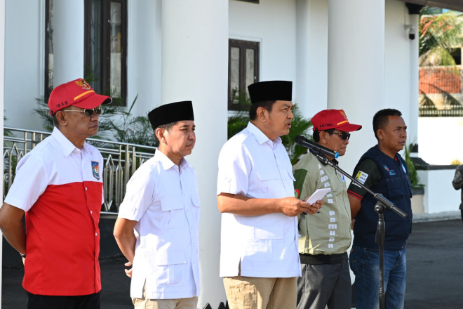 Pj Bupati Budi Santosa Lepas Kontingen Kobar Ikuti IBAB dan Upacara Hari Sumpah Pemuda ke-96 Tingkat Provinsi Kalteng