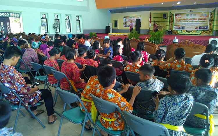 Bupati Murung Raya Lepas Kontingen Tandak Intan 